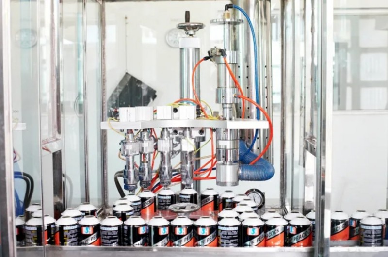 ​WIlson sangat terlibat dalam industri aerosol kecantikan